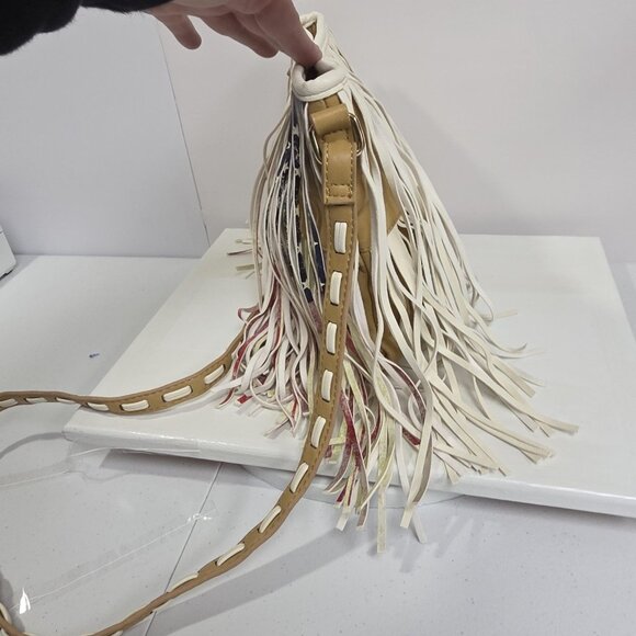 Steve Madden Crossbody Bag Womens American Flag Fringe Boho Western Tan Festival - Picture 3 of 9